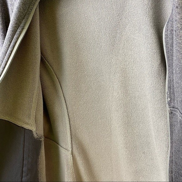 The North Face Agave Full Zip Gray Jacket - Picture 10 of 15